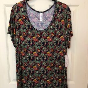 Lularoe classic tee size large